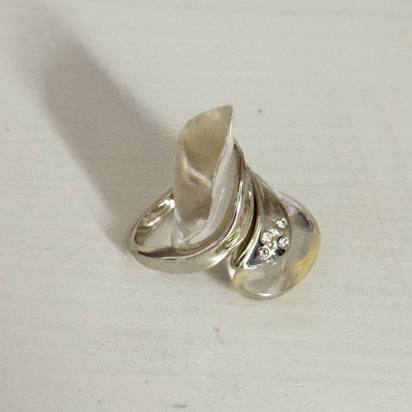 Alexis Bittar Silver and Gold Ring - Picture 4 of 8